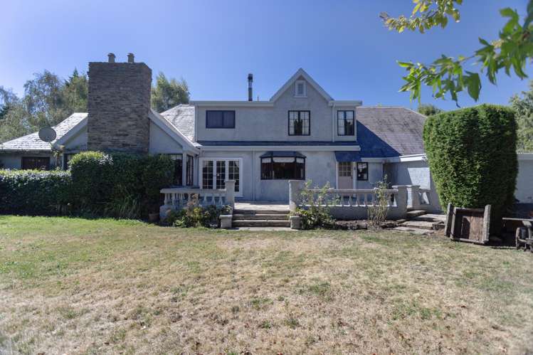 153 Homestead Road Weston_16