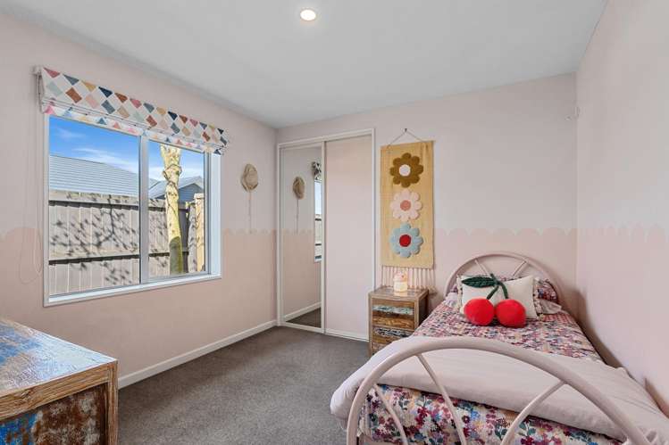 5 Carradale Avenue Yaldhurst_16