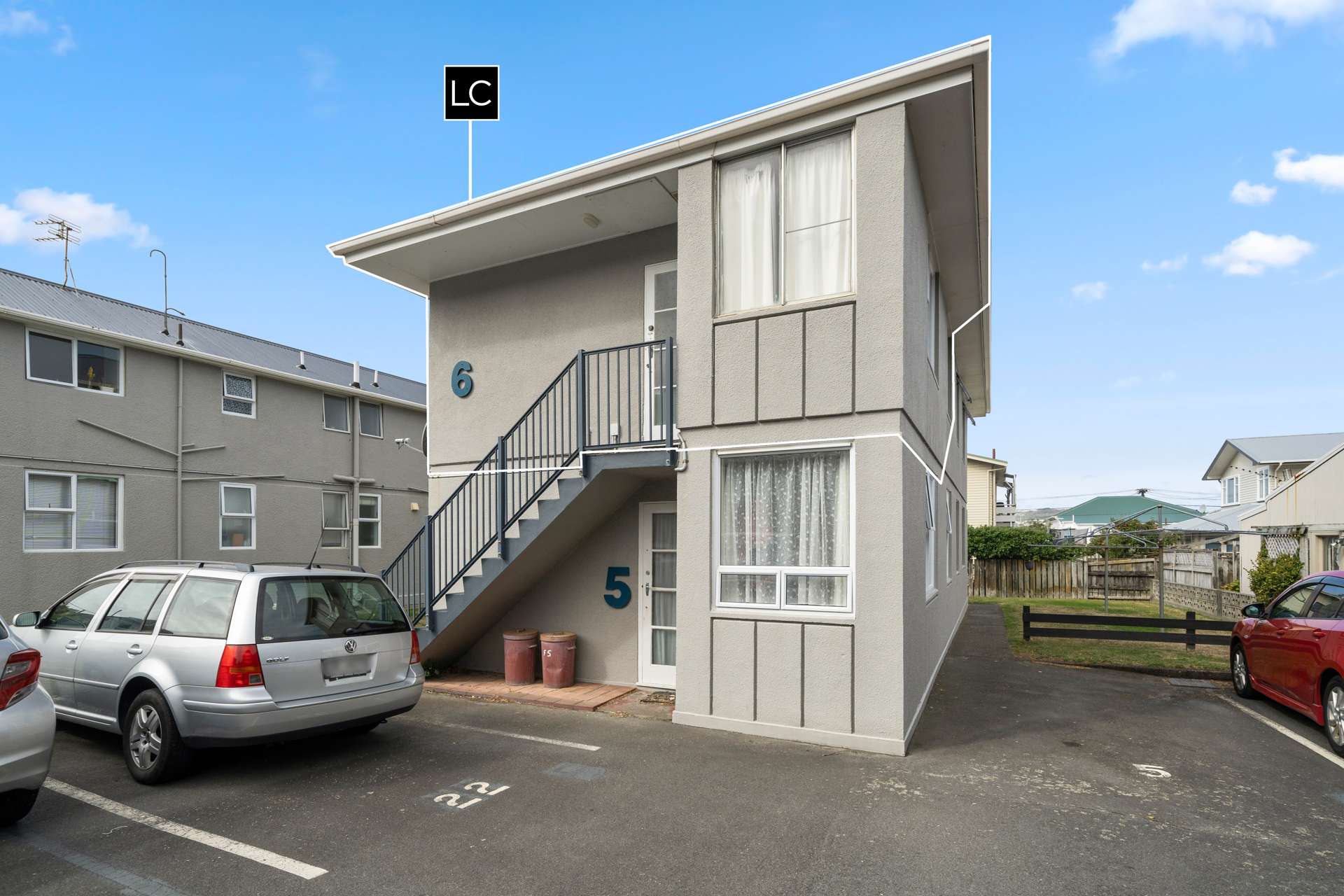 6/127 Queens Drive Lyall Bay_0