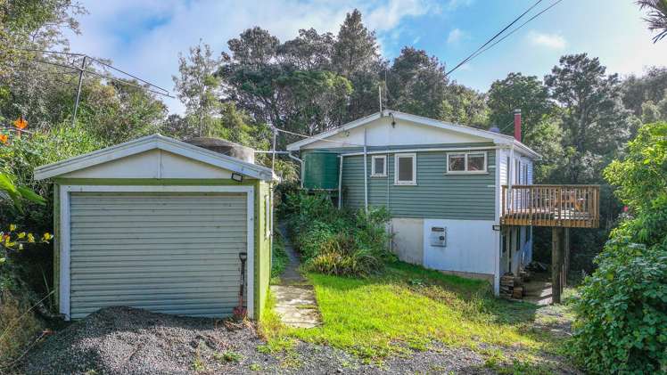 1586 Port Charles Road_4