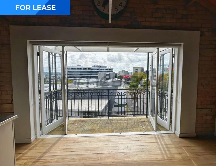 1 Beresford Square_0