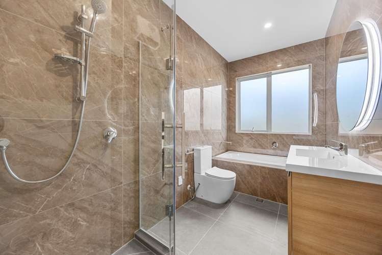 5 Tuwai Crescent Opaheke_13