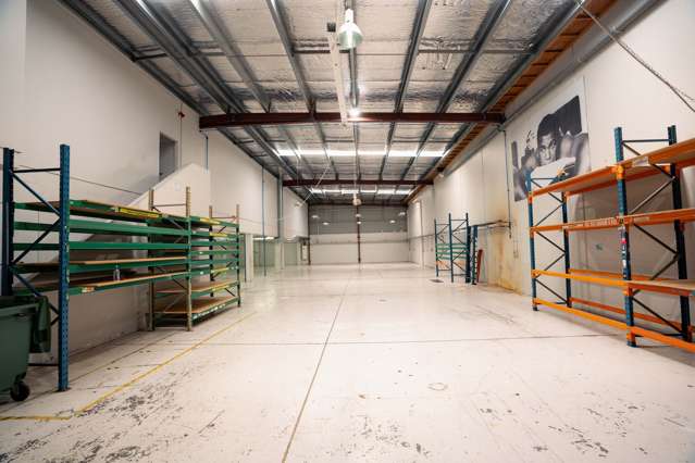 Unit 1(A)/7-8 Target Court Wairau Valley_3