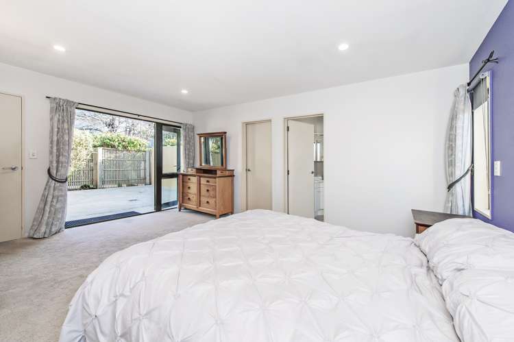 76 Moffat Drive Lincoln_13