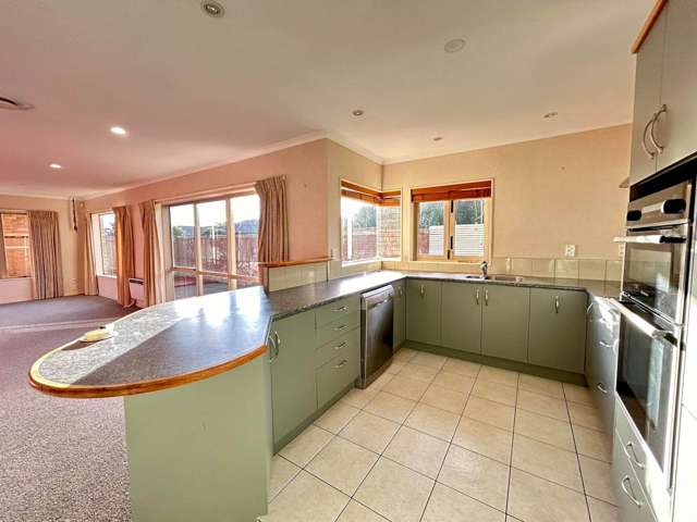 27 Bucklands Crescent Papamoa Beach_2