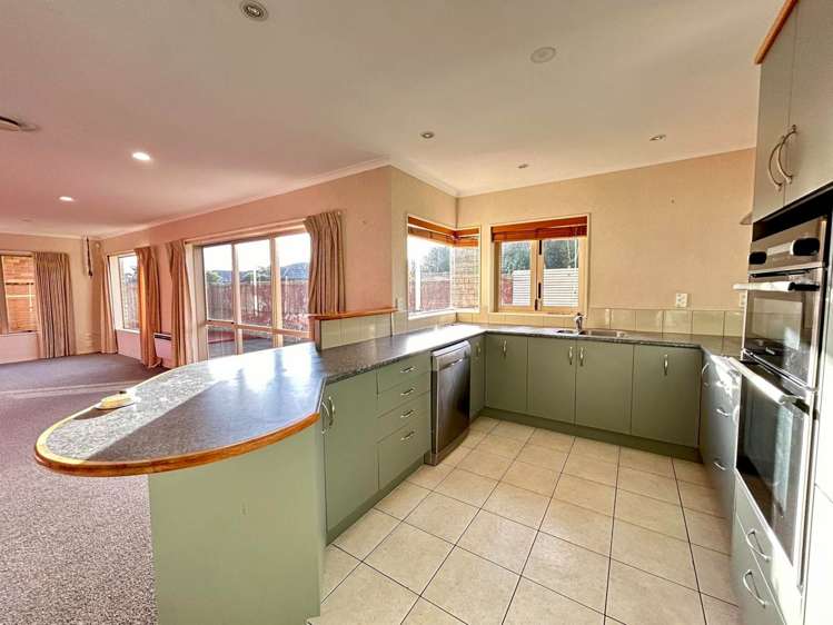 27 Bucklands Crescent Papamoa Beach_2