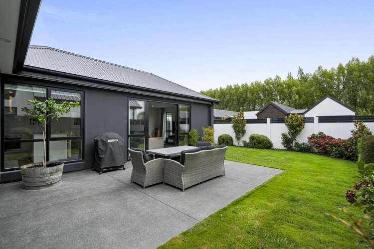 34 Sir John McKenzie Drive Yaldhurst_13