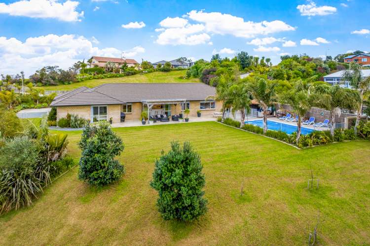 54 Roberts Road_0