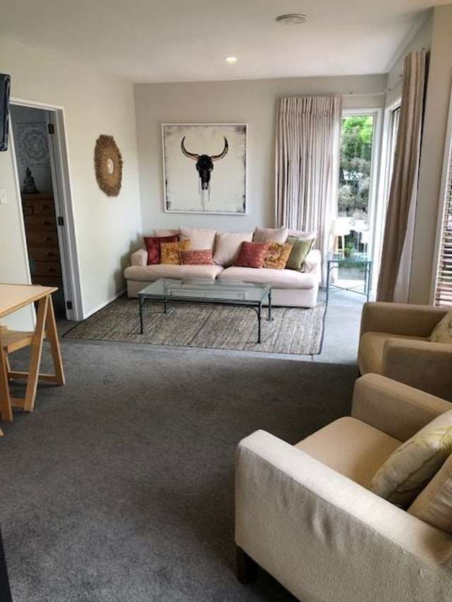 Ready to move in - fully furnished unit