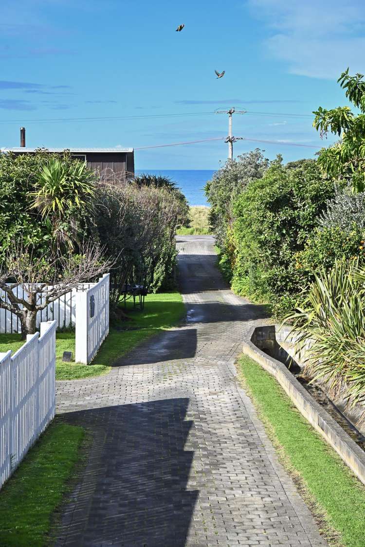 56A Moana Road Okitu_4