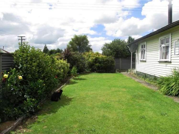 65 Shiel Street Reefton_19