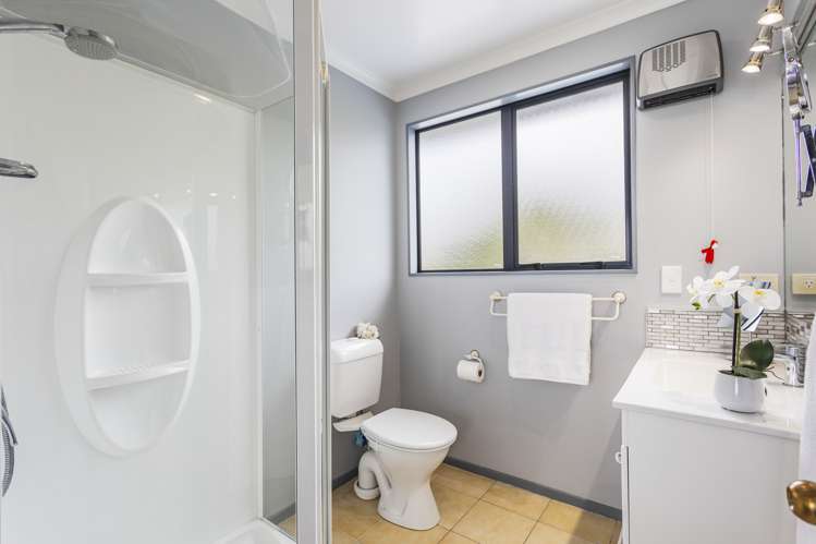 95 Grovenor Drive Orewa_9