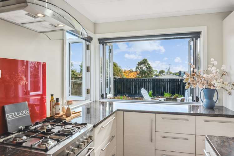 12 Hicks Crescent Waikanae Beach_13