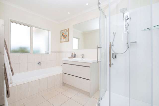 2 Coleraine Place East Tamaki_2