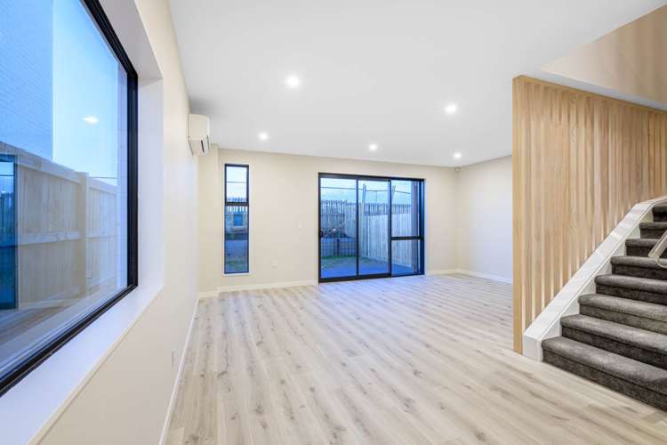 12 Willowherb Lane Hobsonville_9