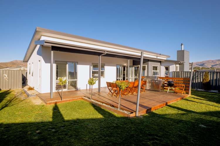 12 Magnetic Place Cromwell_18