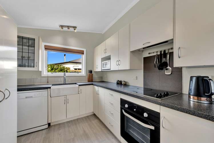 5 Seymour Street Hornby_9