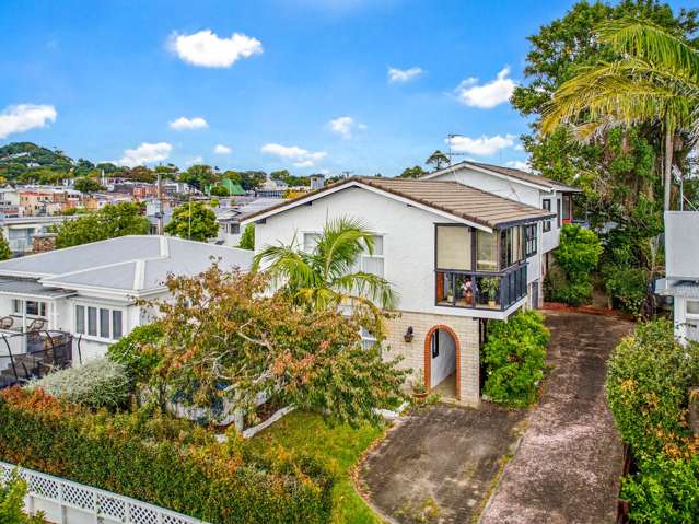 11B Lloyd Avenue Mount Albert_2