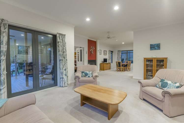 100 Maui Pomare Road Nikau Valley_5