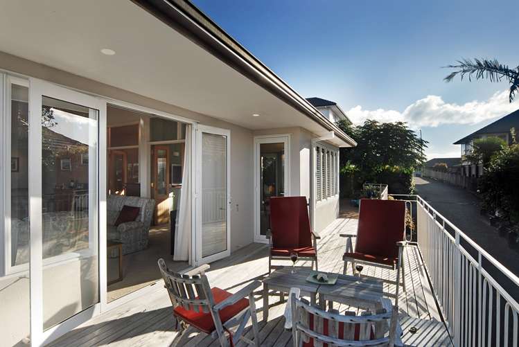 23a Seymour Road Mellons Bay_13