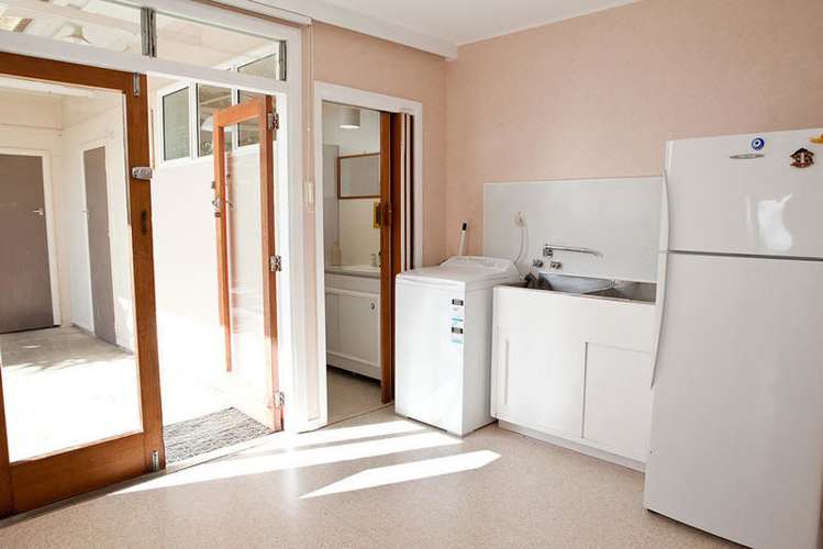 1 Moerangi Street Broad Bay_13