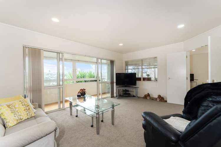 2/24 Philson Terrace Browns Bay_6