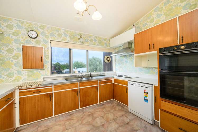 24 Wikiriwhi Crescent_5