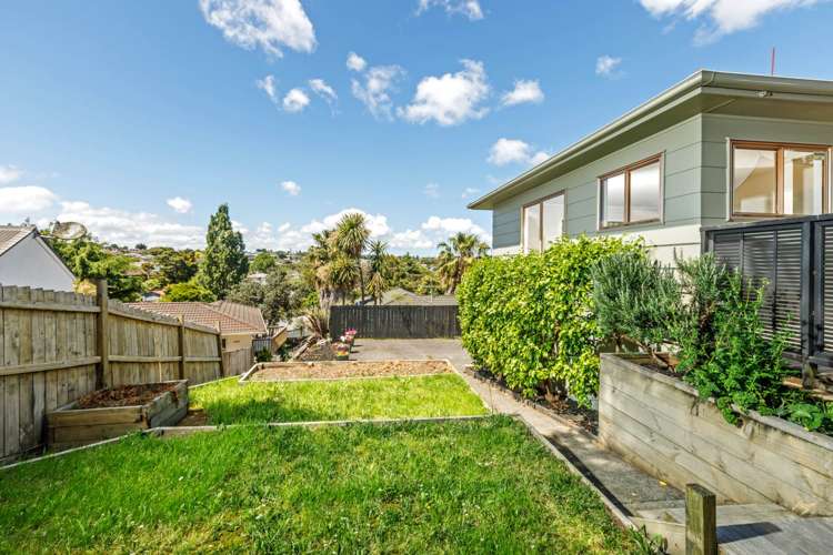 1/37 Camrose Place Glenfield_17