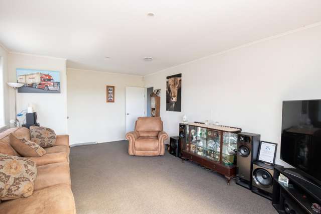 102 Pipiroa Road Ngatea_4