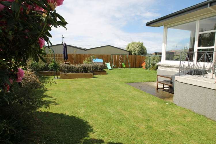 12 Esk Place Mosgiel_24