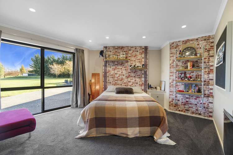 9 Adian Way Loburn_14