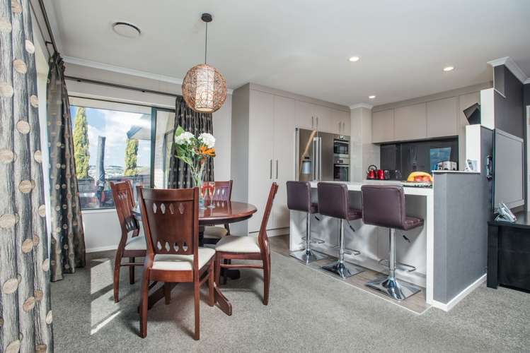 14 Libnai Avenue Clover Park_10