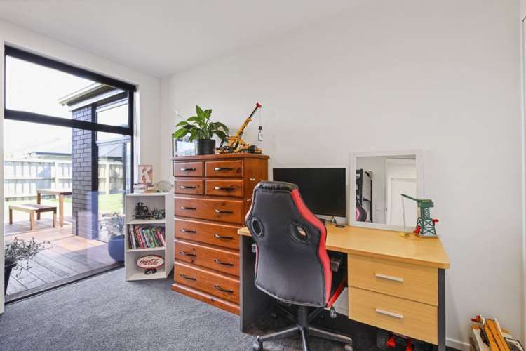 24 Nathaniel Archer Street Woodend_20