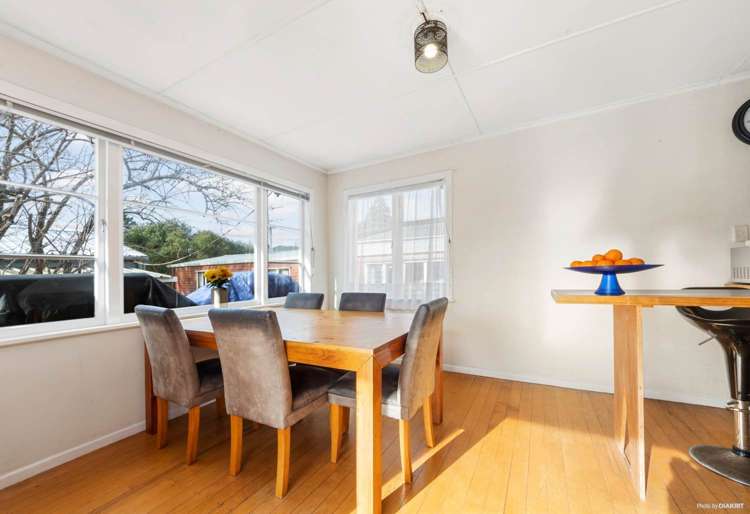 108 Archibald Road Kelston_9