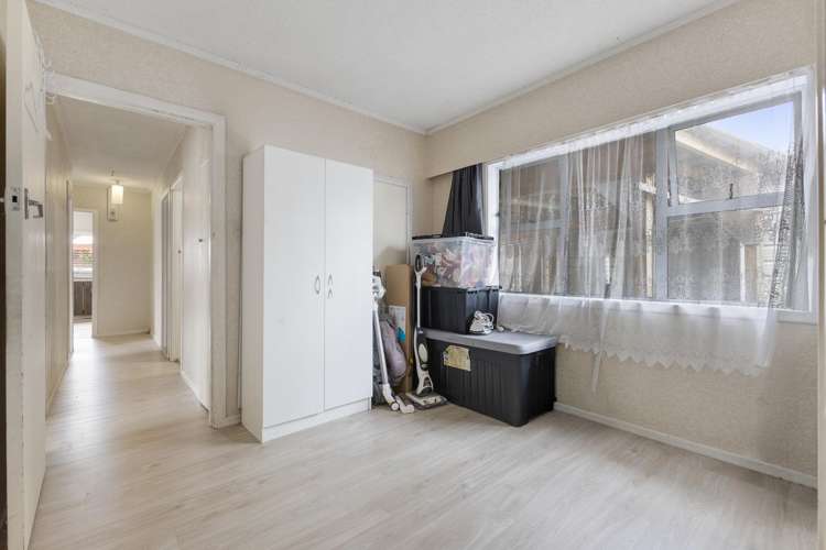 76 Hallberry Road Mangere East_10