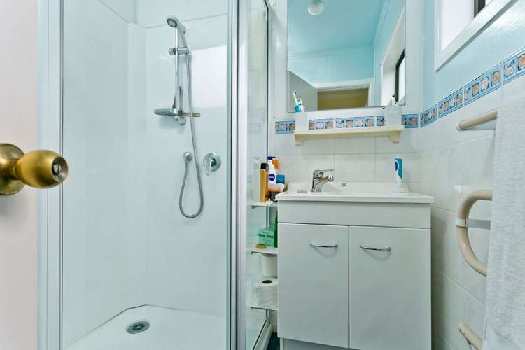 85 Pupuke Road Northcote_8