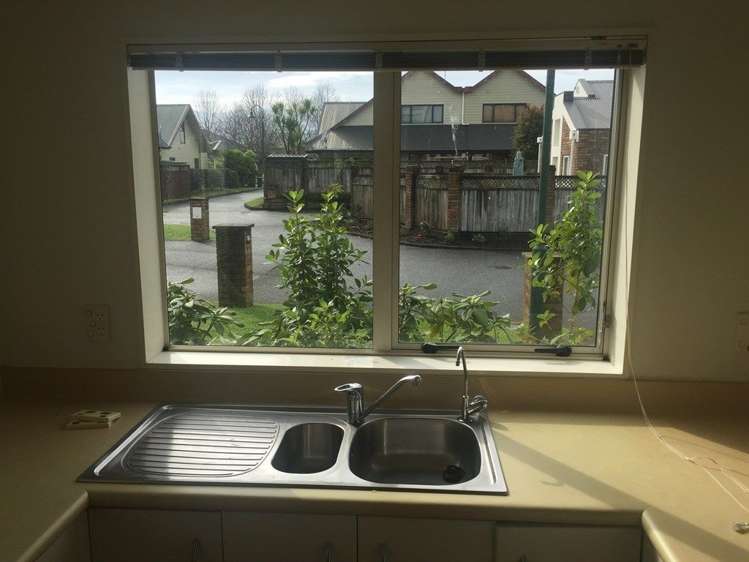 7/16 Vinograd Drive Te Atatu Peninsula_16