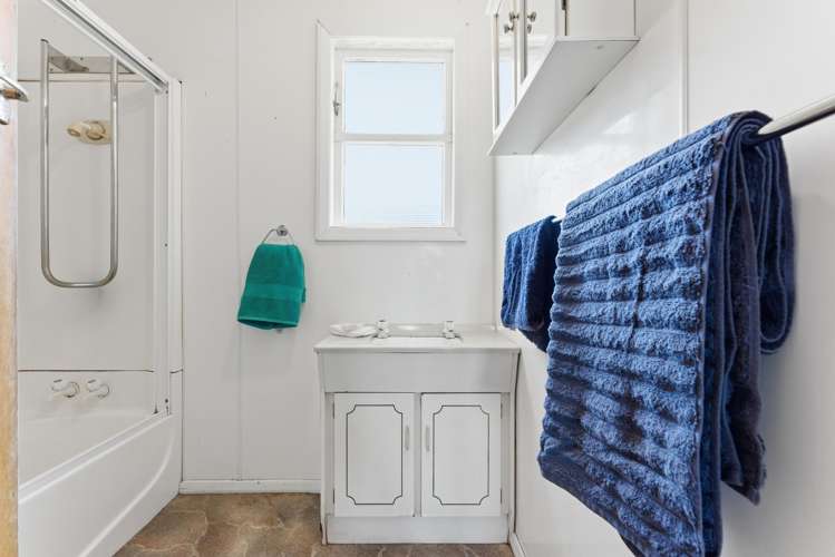 3 Makuri Street Pahiatua_13