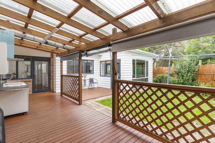 13 Pyramid Place Glen Eden_8