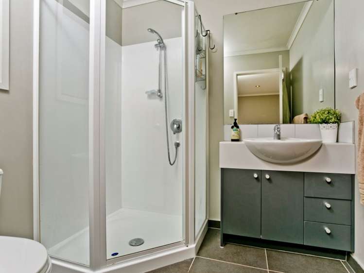 12 Vicente Place Oteha_7