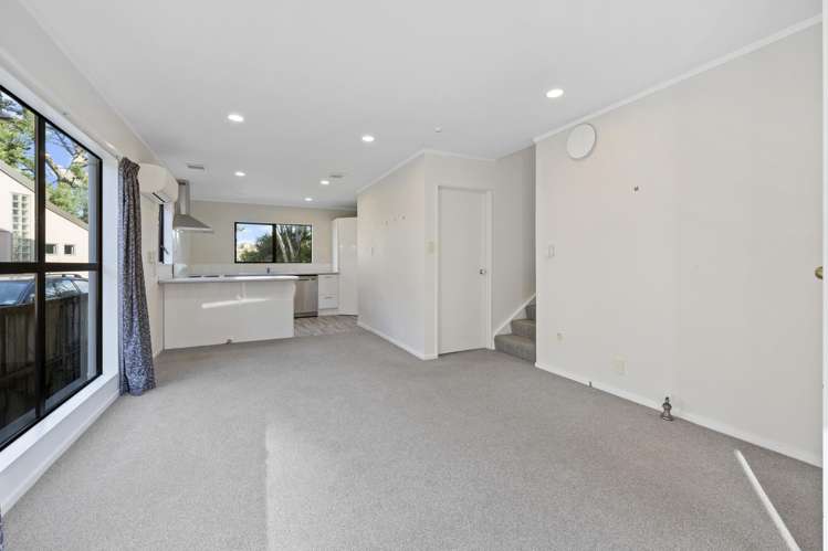 1/58 James Evans Drive Northcote_5