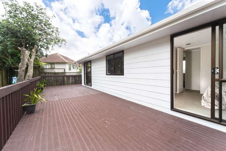 2/577 Richardson Road Mount Roskill_13