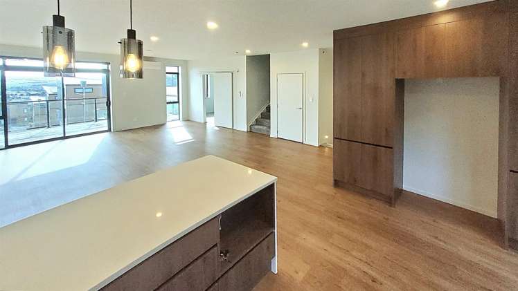 17 Timo Way Flat Bush_4