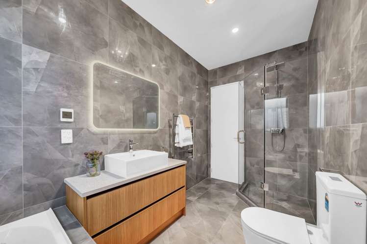 28 Korowhiti Road Clarks Beach_27