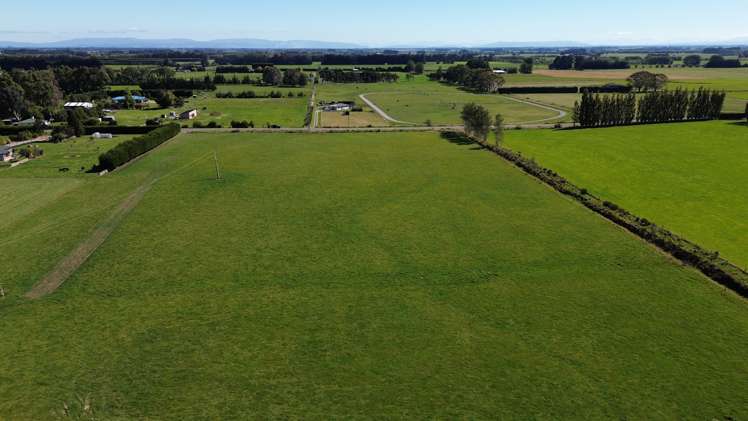 196 and 200 Devereux Road Winton & Surrounds_6