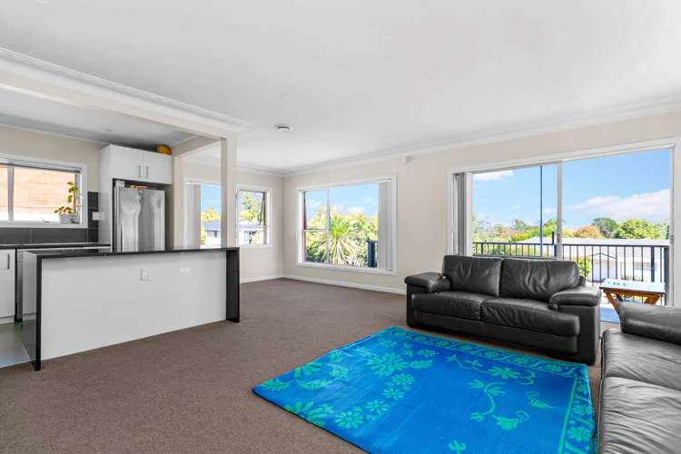 4/16 Fairway Drive Mount Roskill_4