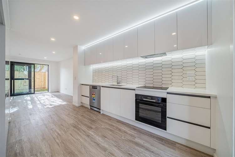 17 Elina Way_1