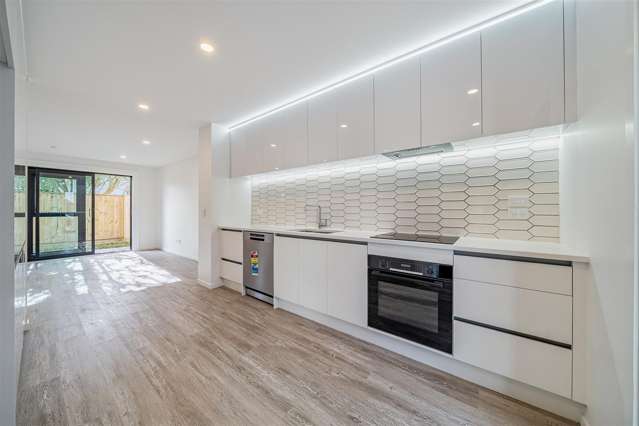 17 Elina Way Heretaunga_1