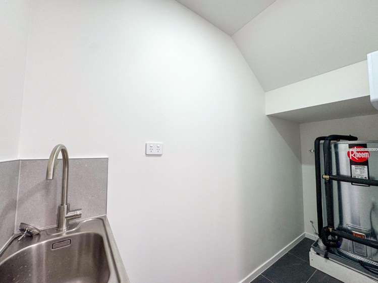 2/21 Eastview Road 10026_2