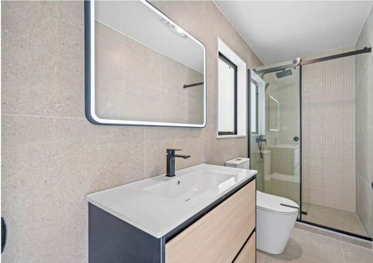 2/31 McLeod Road Weymouth_7